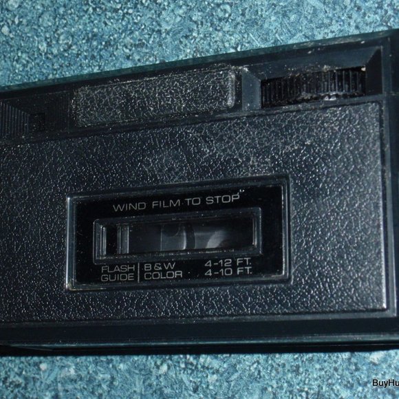 Vintage GAF 126 Instant Loading Camera Outfit 100XF - COLLECTIBLE GIFT! - Picture 3 of 4